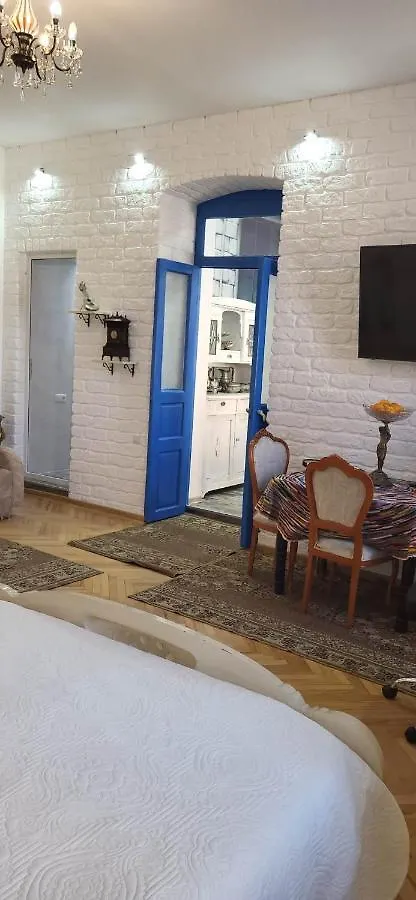 4 Chocolate Apartments In Old ティビリシ グルジア
